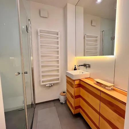 Daire Modzelewskiego, Metro Wierzbno, Free Parking By Cosmo Spirit