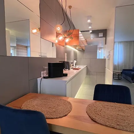 Modzelewskiego, Metro Wierzbno, Free Parking By Cosmo Spirit